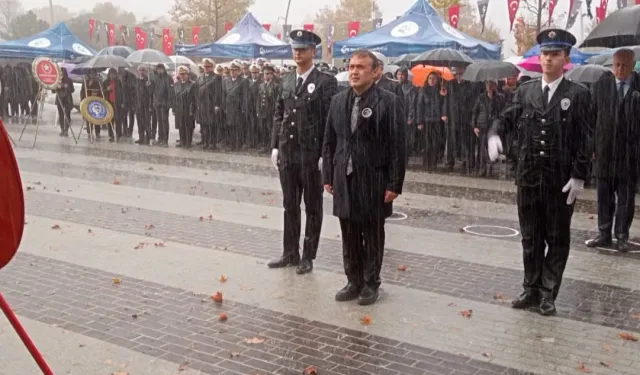 İstanbul Beykoz'da Ata'ya özlem 'sel'i!