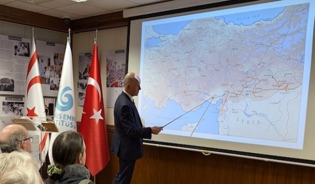 İrlandalı yazar Mackey, Londra'da Türkiye izlenimlerini anlattı