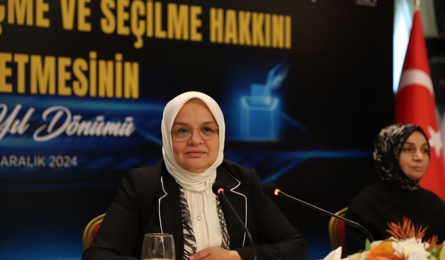 AK Parti Kadın Kollarından kadınların seçilme hakkını elde etmesinin 90. yılına özel toplantı