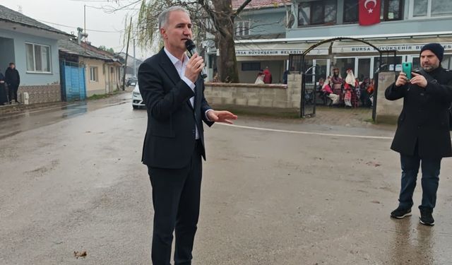 Bursa'da lise öğrencileri "kışı karşılama" ritüelini canlandırdı