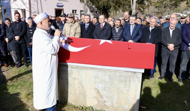 Kore gazisi Trabzon'da son yolculuğuna uğurlandı