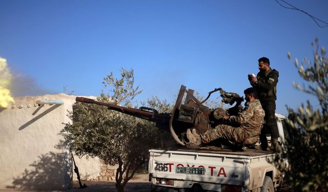 Suriye Milli Ordusu güçleri, Münbiç çevresinde saldırılar düzenleyen PKK/YPG'li teröristlerle çatışıyor