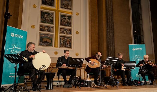 Londra'da Türk Müziği Gecesi düzenledi