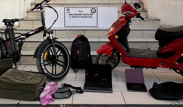 Balıkesir'de resmi kurum ve evlerden hırsızlık yapan zanlı tutuklandı