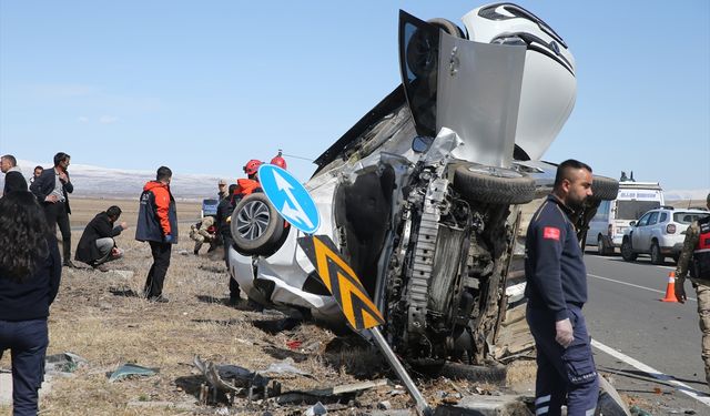 Kars'taki trafik kazasında ölü sayısı 2'ye yükseldi