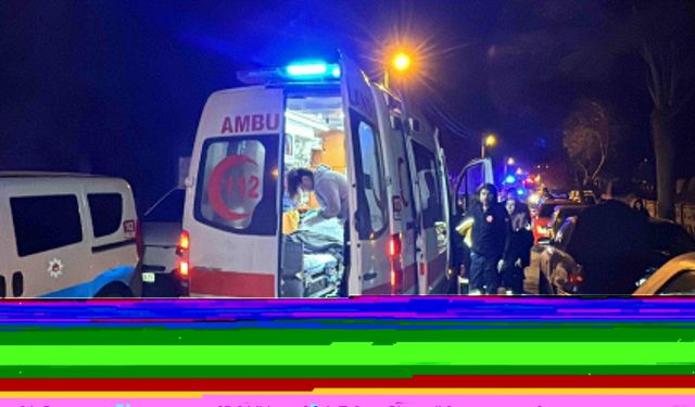 Kütahya'da apartman dairesinde çıkan yangında 5 kişi dumandan etkilendi