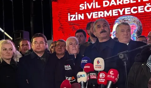 Ekrem İmamoğlu için Bursa'da protestolar sürüyor