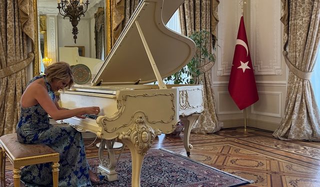 Rüya Taner’den Asya'nın Tatlı Suları Piyano Resitali