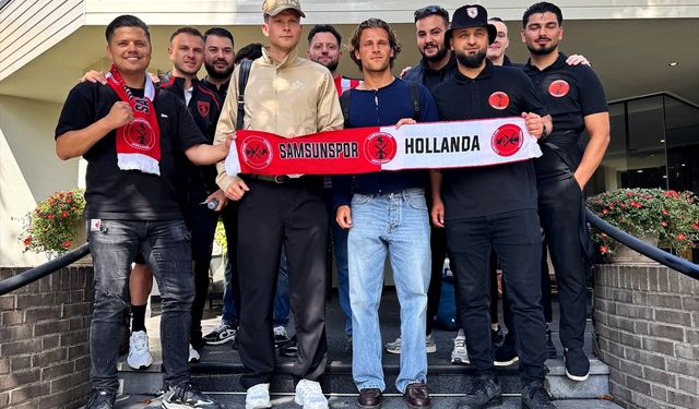 Samsunspor kafilesi Hollanda'ya geldi