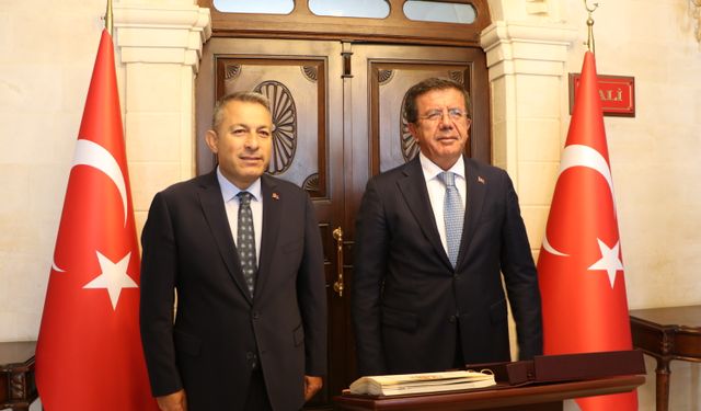 AK Parti Genel Başkan Yardımcısı Zeybekci, Kilis'te konuştu: