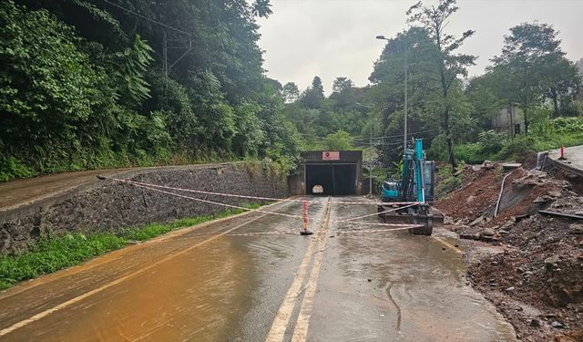 Artvin'de sağanak etkili oldu