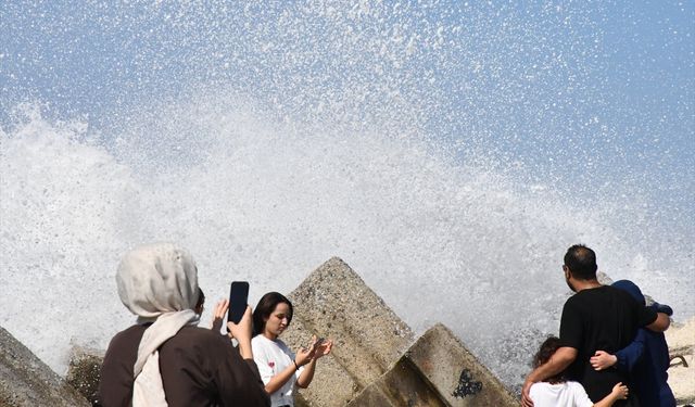 Düzce'de denize girişler yasaklandı
