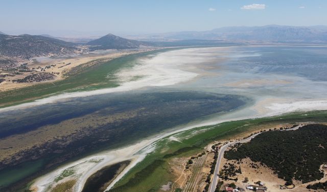 Eğirdir ve Hoyran göllerinin su seviyesi kuraklık nedeniyle düştü