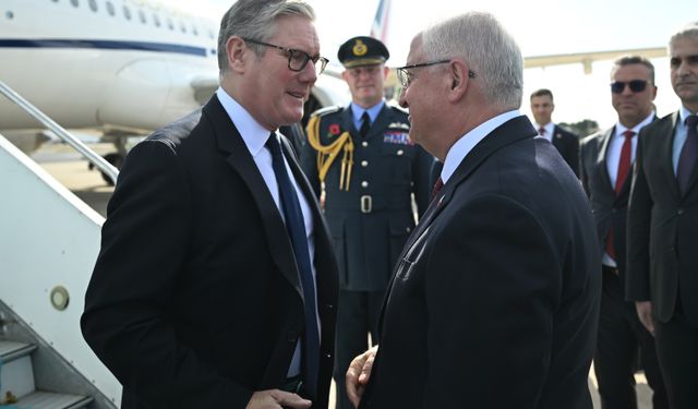 Bakan Güler, İngiltere Başbakanı Starmer'i karşıladı