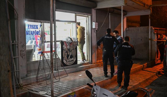 Adana'da berberde çıkan silahlı kavgada yaralanan 7 kişiden biri yaşamını yitirdi