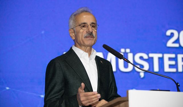 Bakan Uraloğlu, Sakarya'da Deniz Ticaret Odası Müşterek Meslek Komiteleri Toplantısı'nda konuştu: