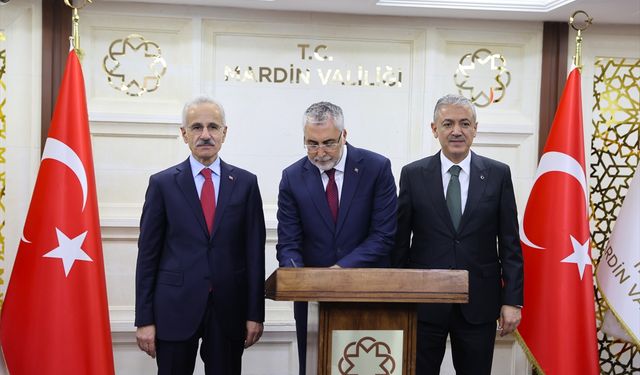 Bakanlar Uraloğlu ve Işıkhan, Mardin'de İl Koordinasyon Toplantısı'na katıldı