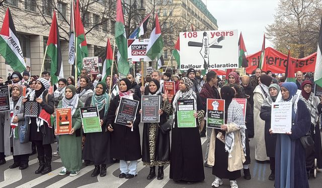 Almanya Berlin'de Balfour Deklarasyonu protesto edildi