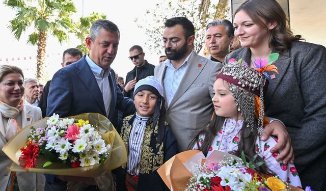 CHP Genel Başkanı Özel, Kilis'te temaslarda bulundu