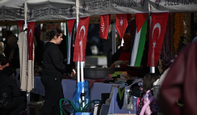 Düzce'de Gazze yararına kermes düzenlendi