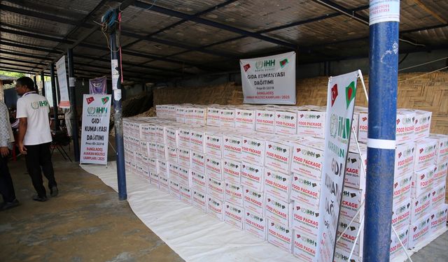 İHH, Arakanlı mültecilere yardımlarını sürdürüyor