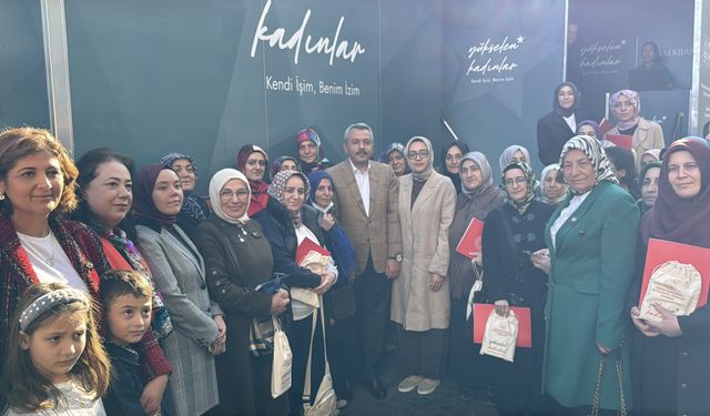 'Yükselen Kadınlar Girişimcilik Eğitim Tırı' Rize'ye geldi