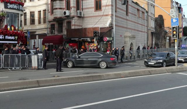 İstanbul - Papa 14. Leo Fener Rum Patrikhanesi'nde ayine katıldı - 2 / Ek görüntü ve bilgiyle geniş haber