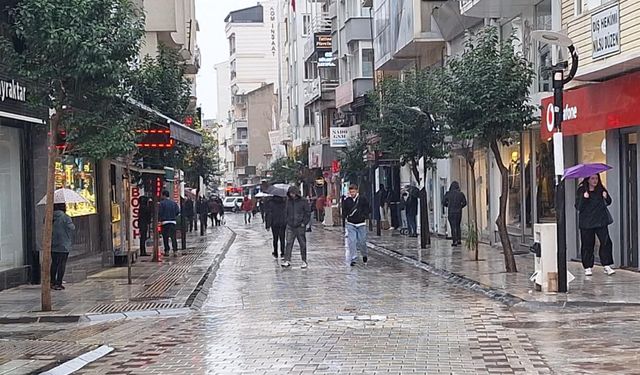 Kırklareli'de sağanak etkili oluyor