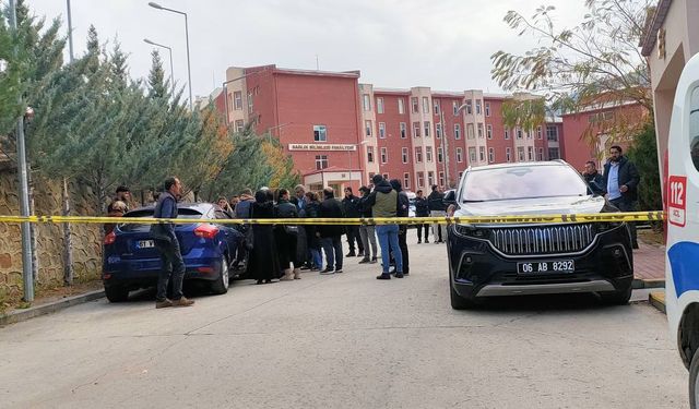 Üniversitede kadın memuru rehin alan şüpheli, susma hakkını kullandı