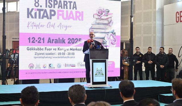 AK Parti Grup Başkanvekili Yenişehirlioğlu 8. Isparta Kitap Fuarı'nda konuştu: