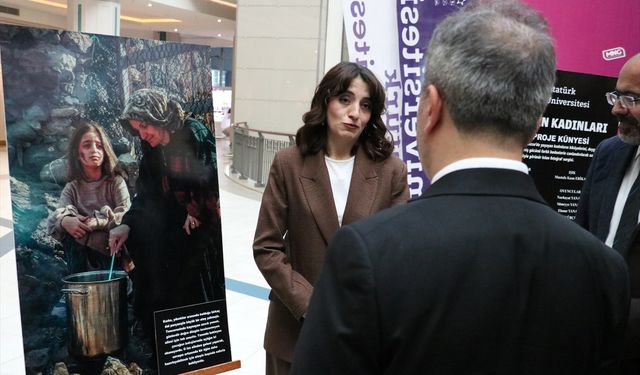 Atatürk Üniversitesi öğrencileri Gazze'deki kadınların yaşadığı acıları fotoğraf sergisine taşıdı