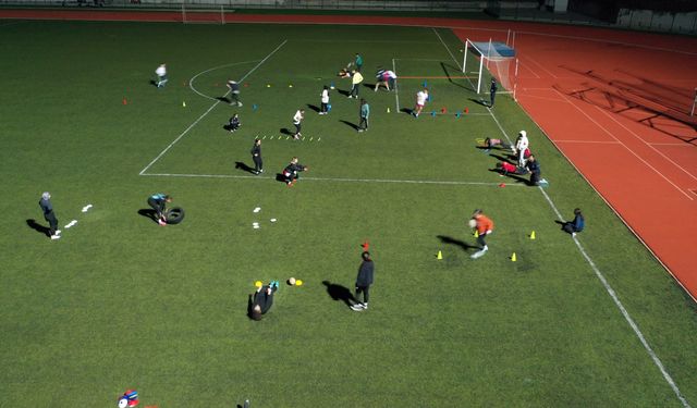 Beden eğitimi öğretmeni Kastamonu'yu ragbi şehri yaptı