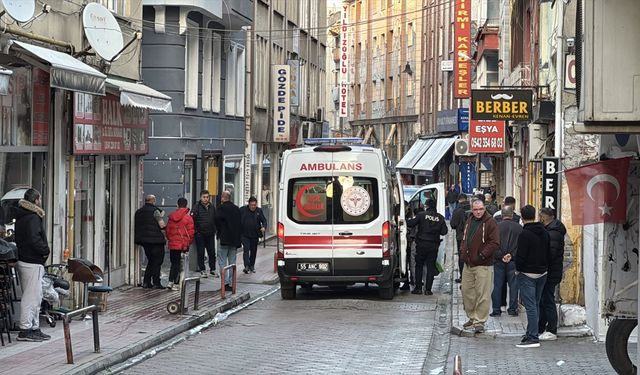 GÜNCELLEME - Samsun'da çıkan bıçaklı kavgada 2 kişi yaralandı