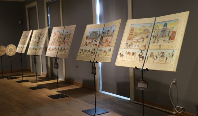 İzmir'de İpek Yolu'nun kültürel mirasını anlatan sergi açıldı