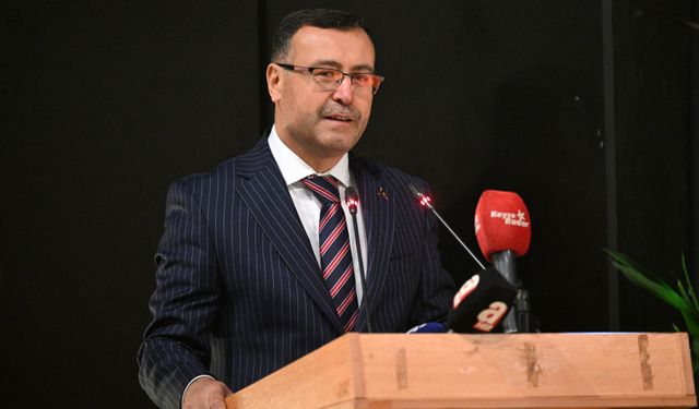 Kayseri'de adliye çalışanlarının oluşturduğu koro konser verdi