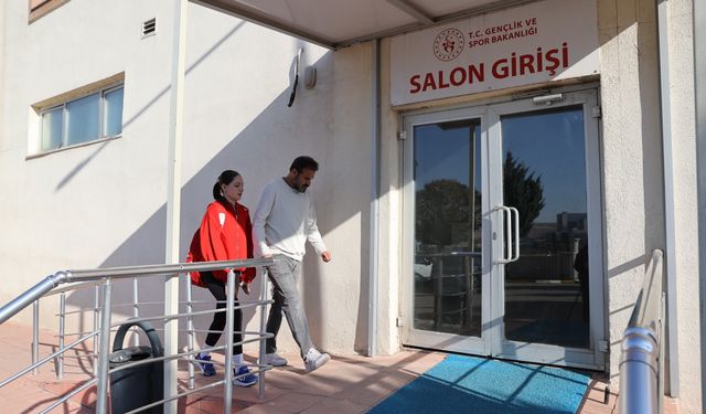 Mardinli Sezen babasının zorlamasıyla başladığı boksta Türkiye şampiyonu oldu