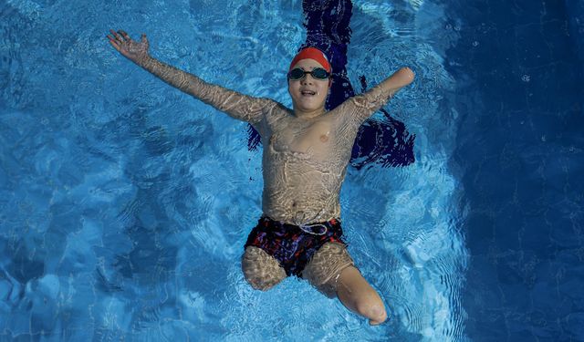 Para yüzücü 11 yaşındaki Muhammed Ali'nin milli takım hayali