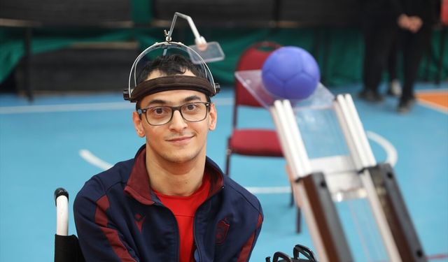 Serebral palsili Kadir Berke, boccia sporunu tanıtarak farkındalık oluşturuyor