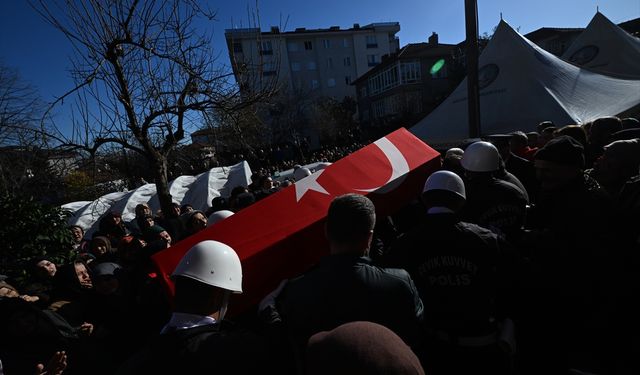 Yalova'daki DEAŞ operasyonunda şehit olan polis memuru Turgut Külünk'ün cenazesi, memleketi Düzce'de defnedildi