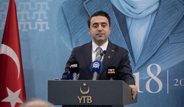 Programda yapılan konuşmalarda Kırım Tatarlarının mücadelesi ele alındı.