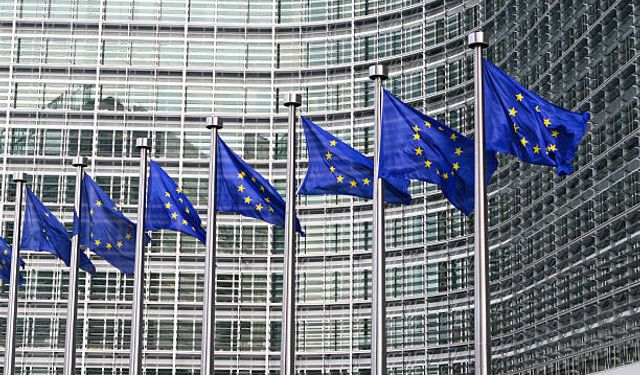 AB, Rus gazını 2027'ye kadar tamamen bırakacak