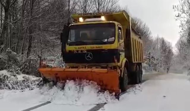 Bartın'da kar yağışı; 44 köy yolu ulaşıma kapandı
