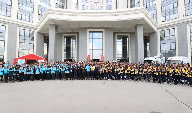 Havaalanları ve AVM'lere kalp rahatsızlığı geçirenler için otomatik şok cihazı geliyor