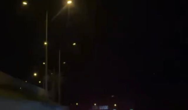 İstanbul - Ümraniye'de ambulansa yol vermeyen otomobil sürücüsü kamerada