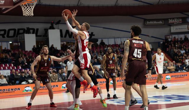 Umana Reyer Venice - Bahçeşehir Koleji: 94-85
