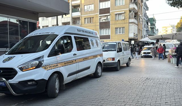 Akraba pazarcıların silahlı yer kavgası; 3 yaralı