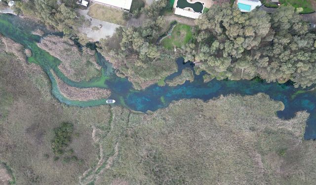 Akyaka, The Guardian'da: Kitlesel turizme direnen ender sahil kasabası