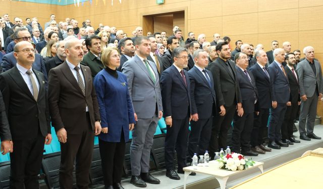 Bakan Yumaklı: Su ürünlerinde 2,3 milyar dolarlık ihracat rakamına ulaştık (2)