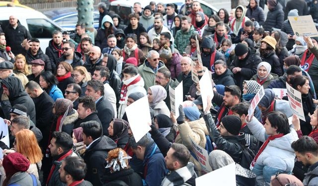 Eğitim-Bir-Sen'den ek atama bekleyen öğretmen adaylarına destek