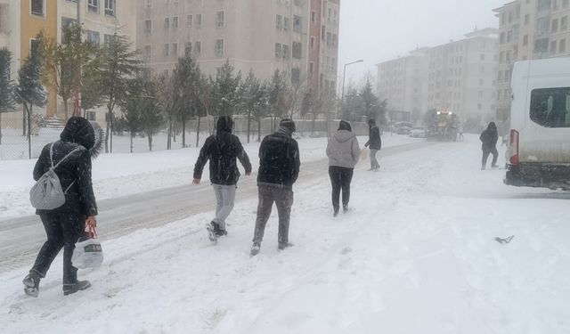 Gaziantep'te bazı kamu kurum ve kurslara kar tatili